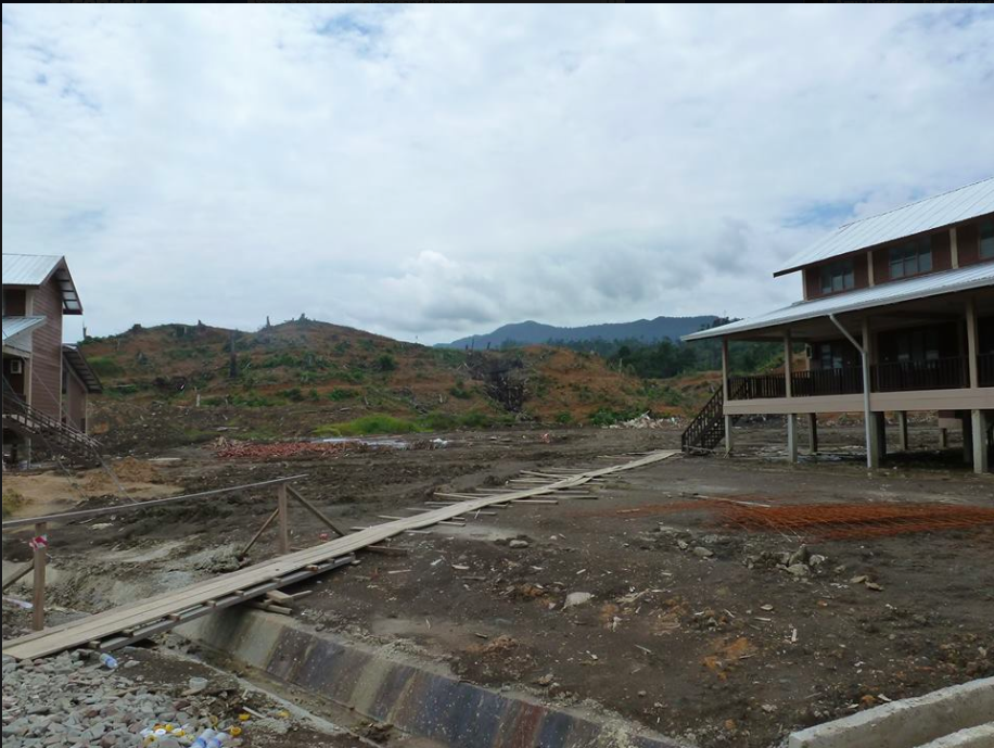 Abandoned oil palm plantation and unfinished site – a suitable place to move Penan families?
