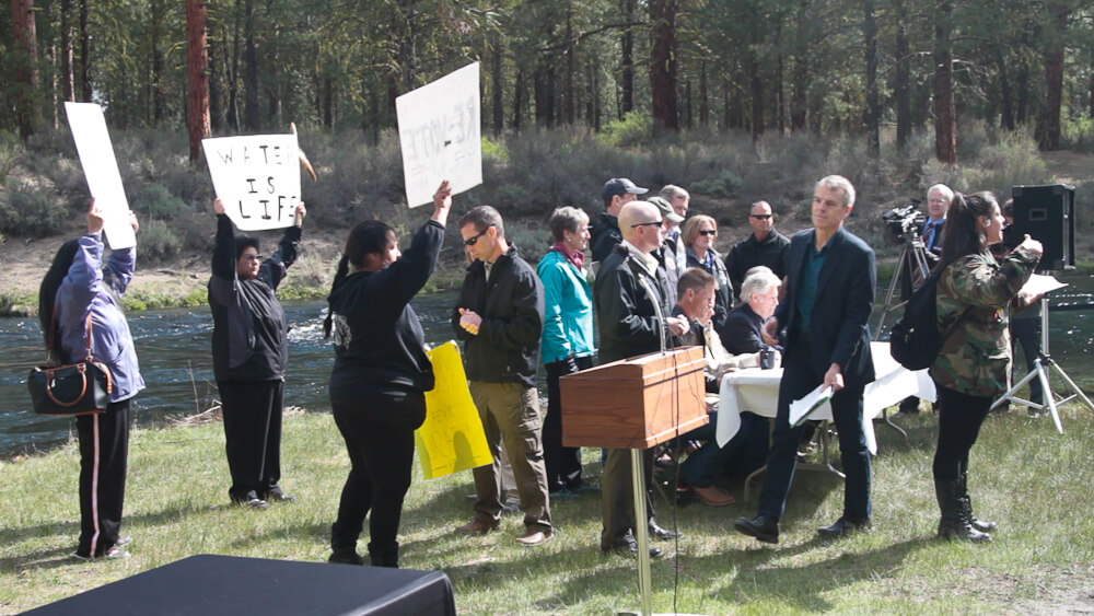 klamath-protest-3
