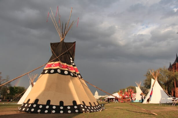 Tipis were set up during daytime hours at the Reject and Protect encampment on the National Mall. (WNV / Kristin Moe)