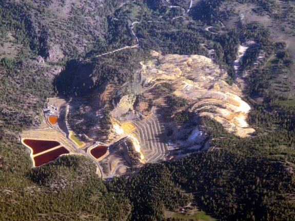 leviathan_mine_california-wikimedia_commons
