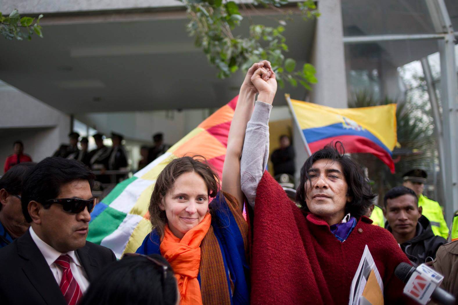 Expelled Journalist Manuela Picq joins the ranks of Intercontinental Cry