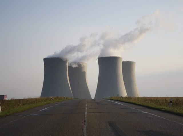 Technology environment energy current risk nuclear 1327190 pxhere.com