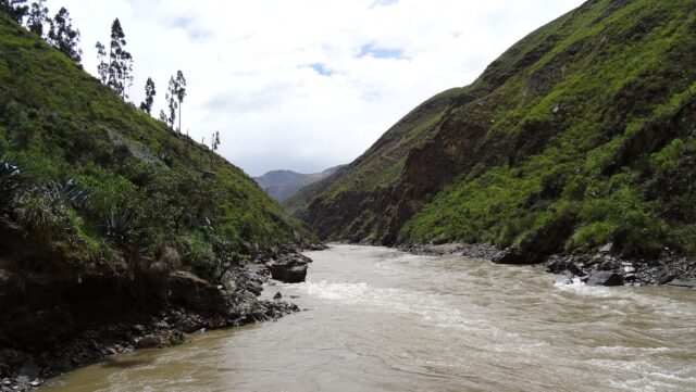 2560px río marañón 01982