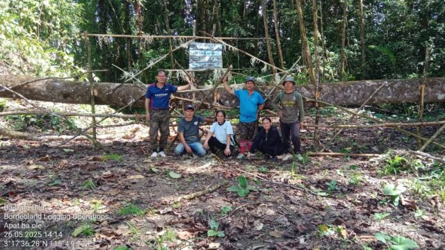 Pic2 indigenous community’s blockade against logging operations in ba olé sarawak’s upper baram region