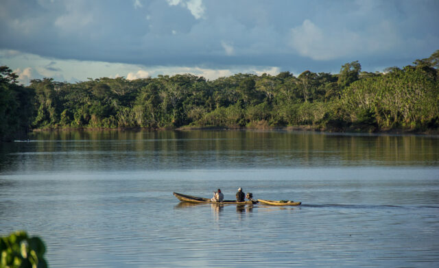 People boat peru
